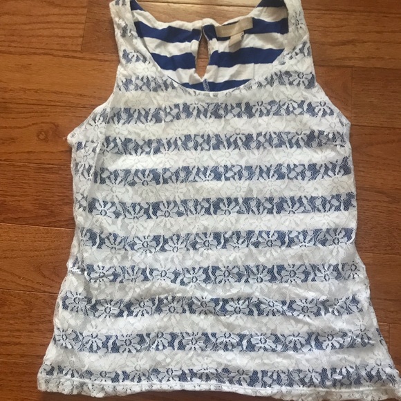 3/$20 Banana republic stripe top with lace overlay - Picture 1 of 4